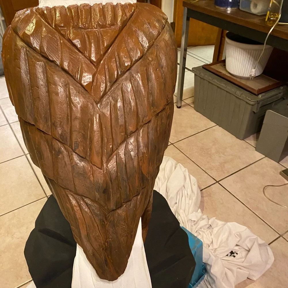 Brown and White Eagle Bird Statue
